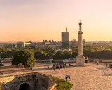 Pomnik Zwycięstwa na Kalemegdan w Belgradzie. Wspaniały widok na miasto i rzekę, idealne miejsce, by zobaczyć Belgrad.
